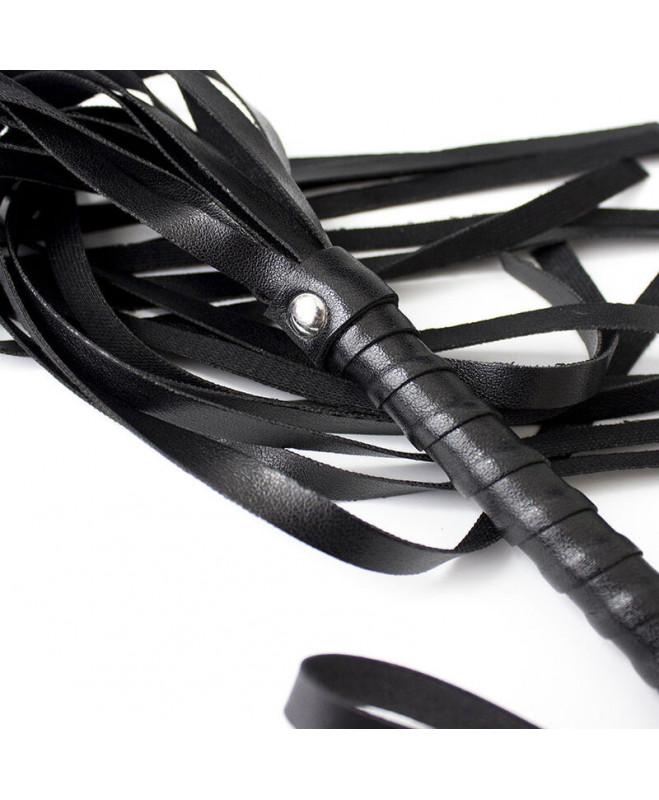 OHMAMA FETISH SIPLY FLOGGER 5